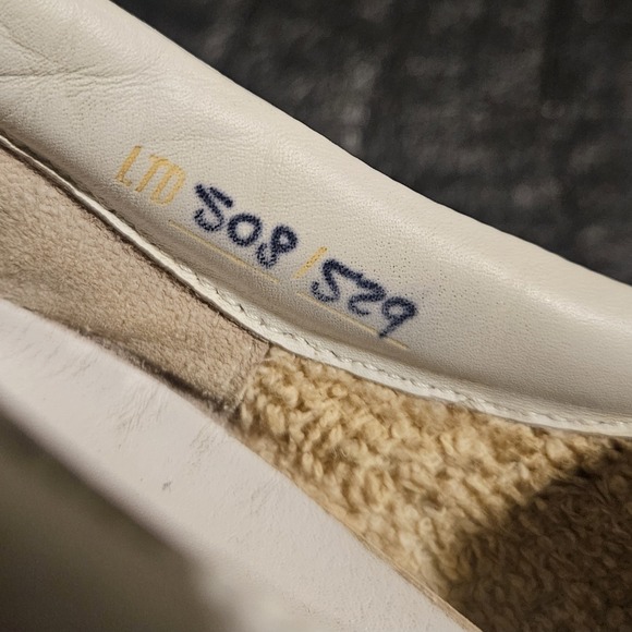 Golden Goose White and Gray Sneakers with Silver Star - Picture 10 of 11